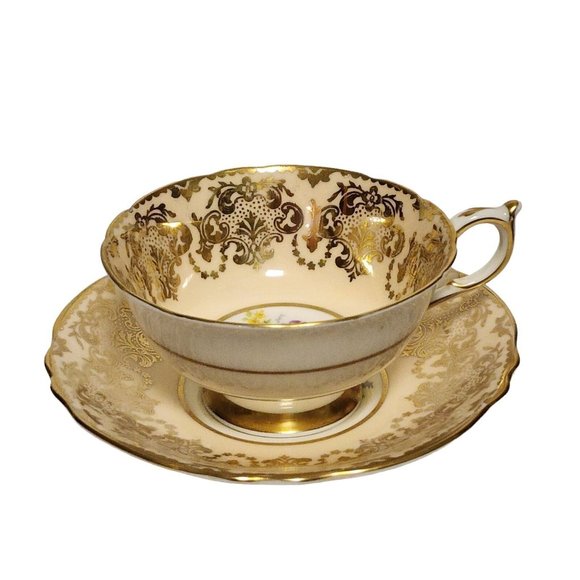Vintage Paragon‎ Gold Floral Bouquet Filigree Teacup Cup & Saucer England - Picture 12 of 12